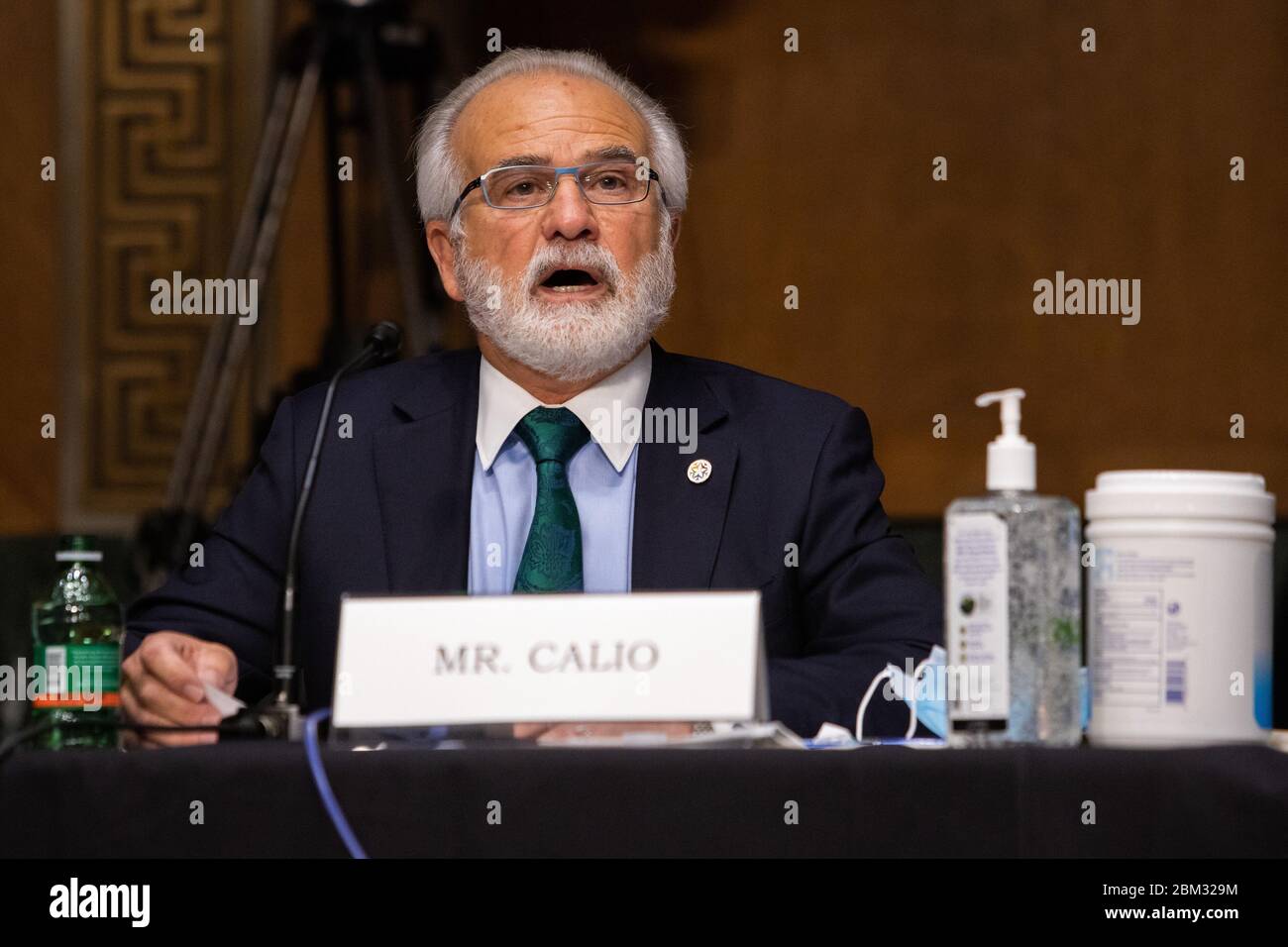 Washington, États-Unis. 06e mai 2020. Nicholas Calio, président et chef de la direction de Airlines for America, témoigne, lors de sa déclaration d'ouverture, à Capitol Hill, à Washington, DC, le mercredi 6 mai 2020, devant un Comité sénatorial du commerce, des sciences et des transports, de l'état de l'industrie aéronautique et de l'impact de la pandémie du coronavirus. Photo de piscine par Graeme Jennings/UPI crédit: UPI/Alay Live News Banque D'Images