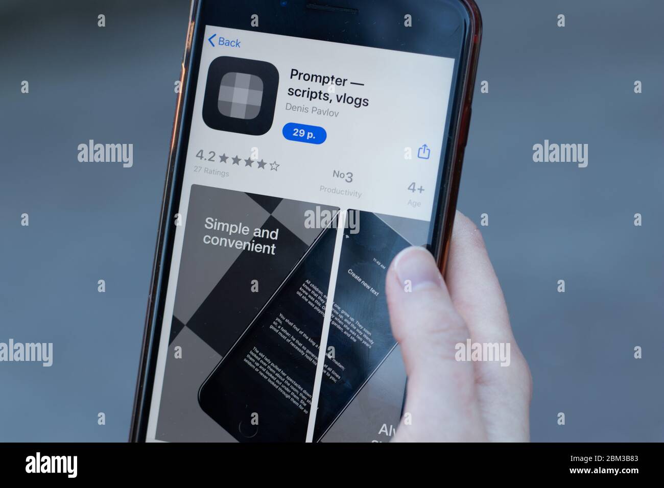 New York, Etats-Unis - 1er mai 2020 : gros plan du logo de l'application Prompter sur l'écran du téléphone, Editorial Banque D'Images