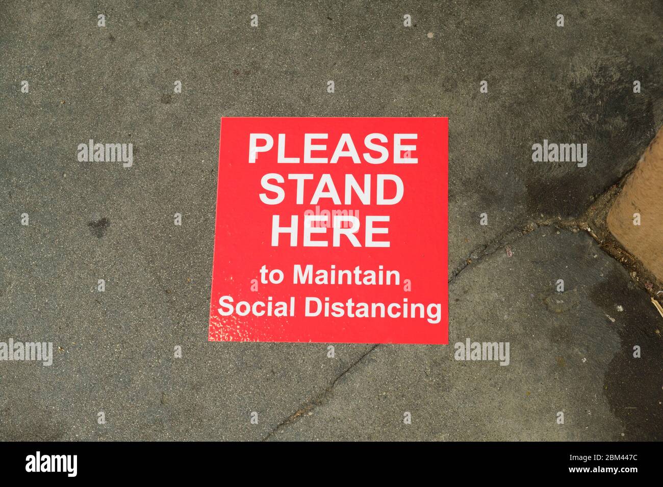 Une plage de Venise calme et brumeuse pendant le confinement de Covid-19, 4/30/2020. Venice Beach, Los Angeles, CA, États-Unis Banque D'Images