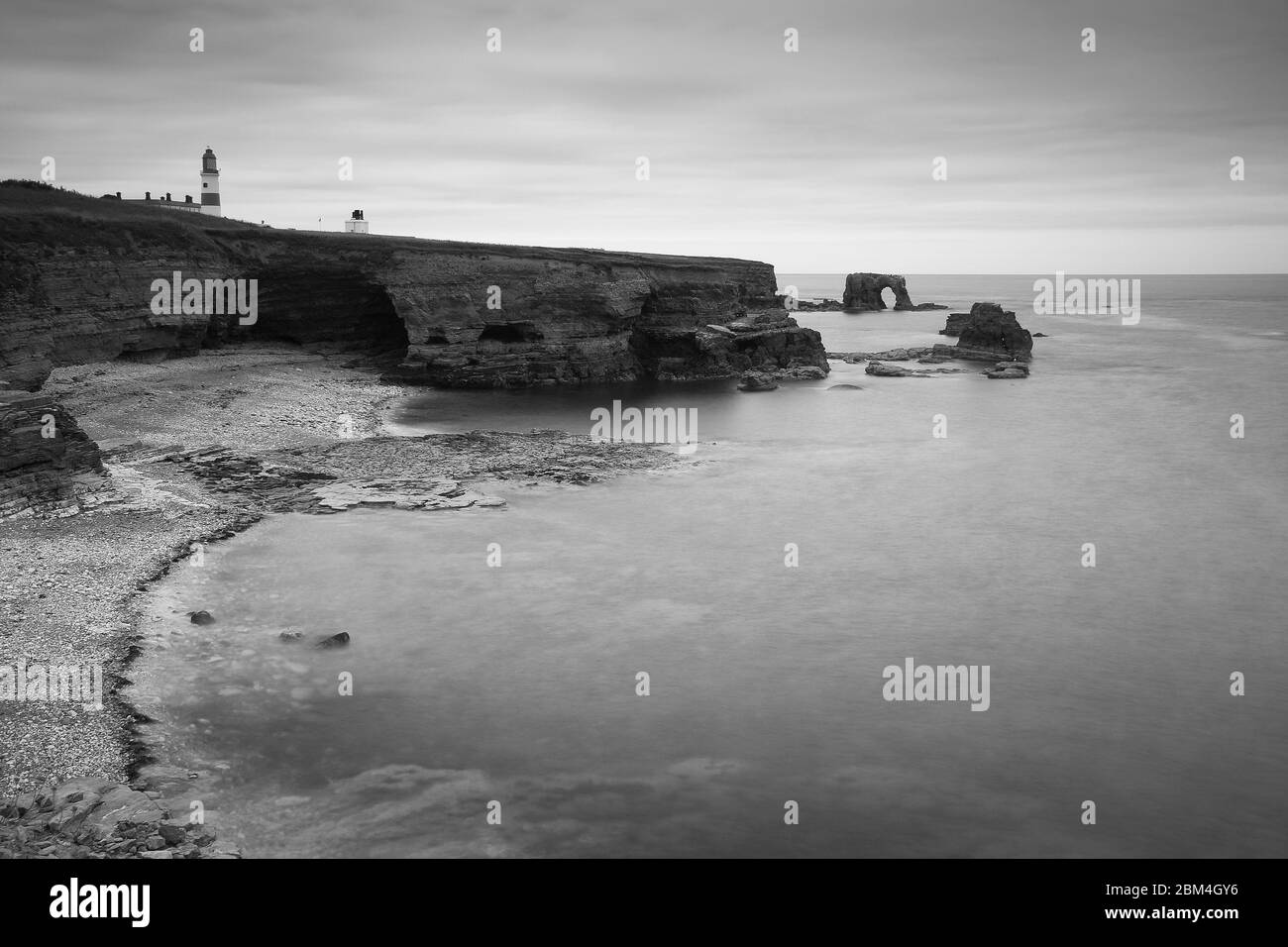 Phare de Souter sur la côte de Tyne et Wear, Royaume-Uni. Banque D'Images
