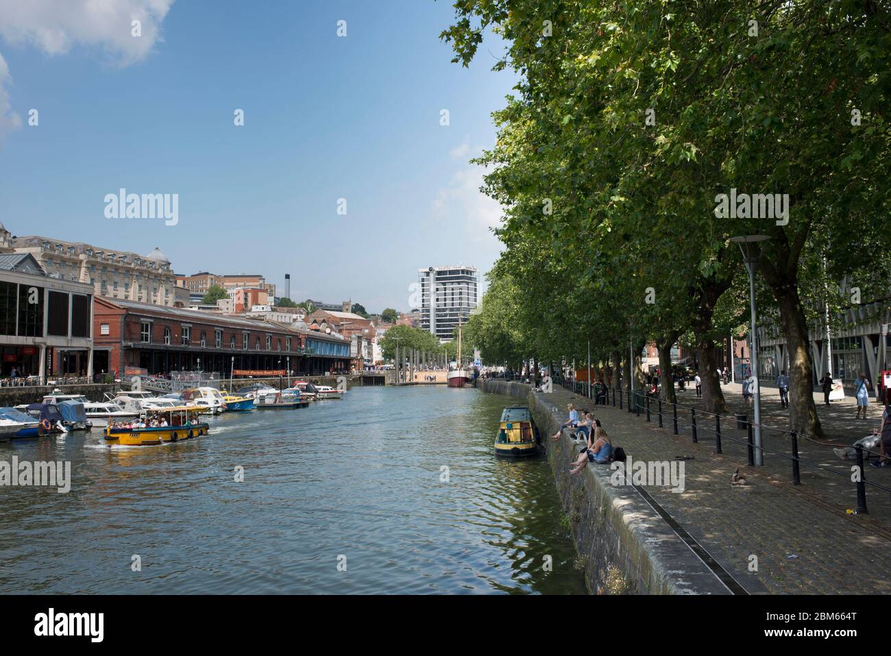 Vue sur Floating Harbor à Bristol, Royaume-Uni Banque D'Images