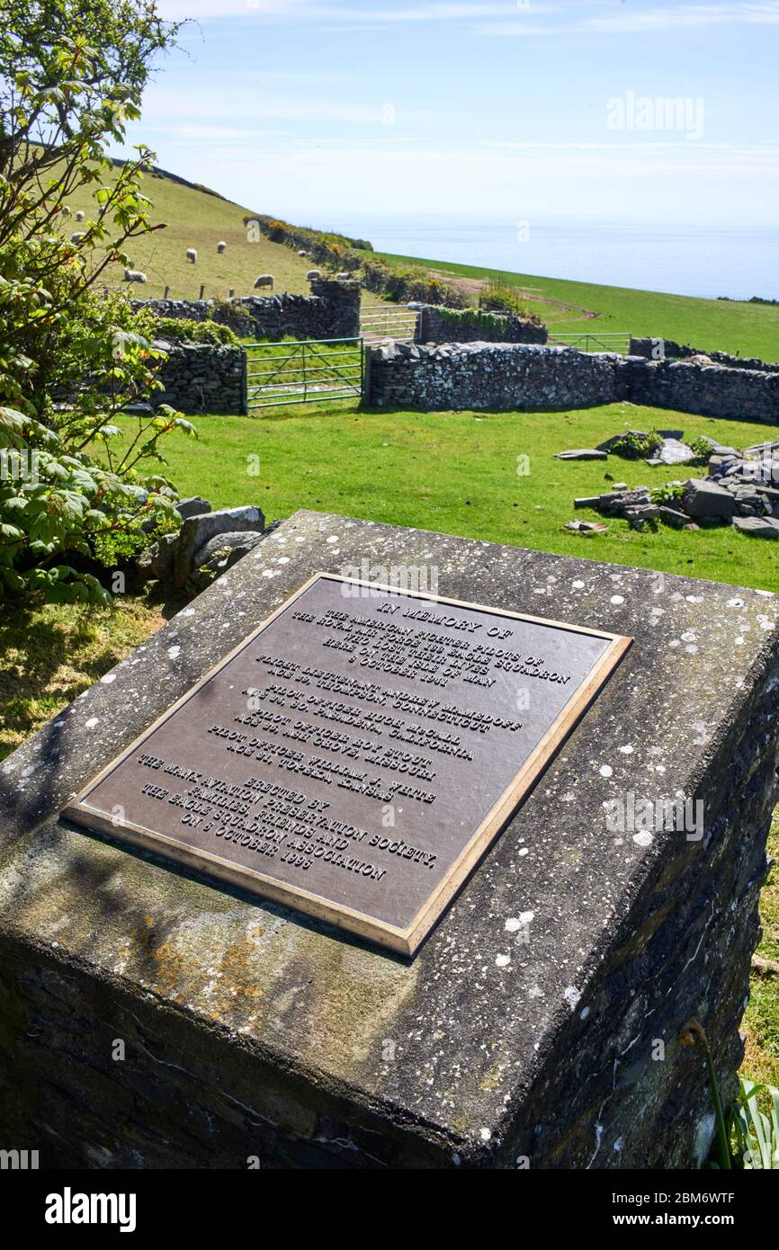 Memorial à quatre pilotes bénévoles américains du 133 Eagle Squadron qui ont perdu la vie à Maughold, île de Man, en 1941 Banque D'Images