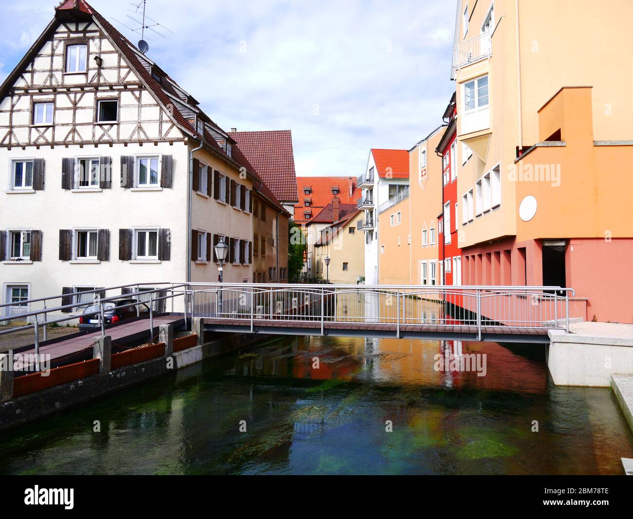 Ehingen, Allemagne: La ville autour de la rivière Schmiech rappelle Venise Banque D'Images
