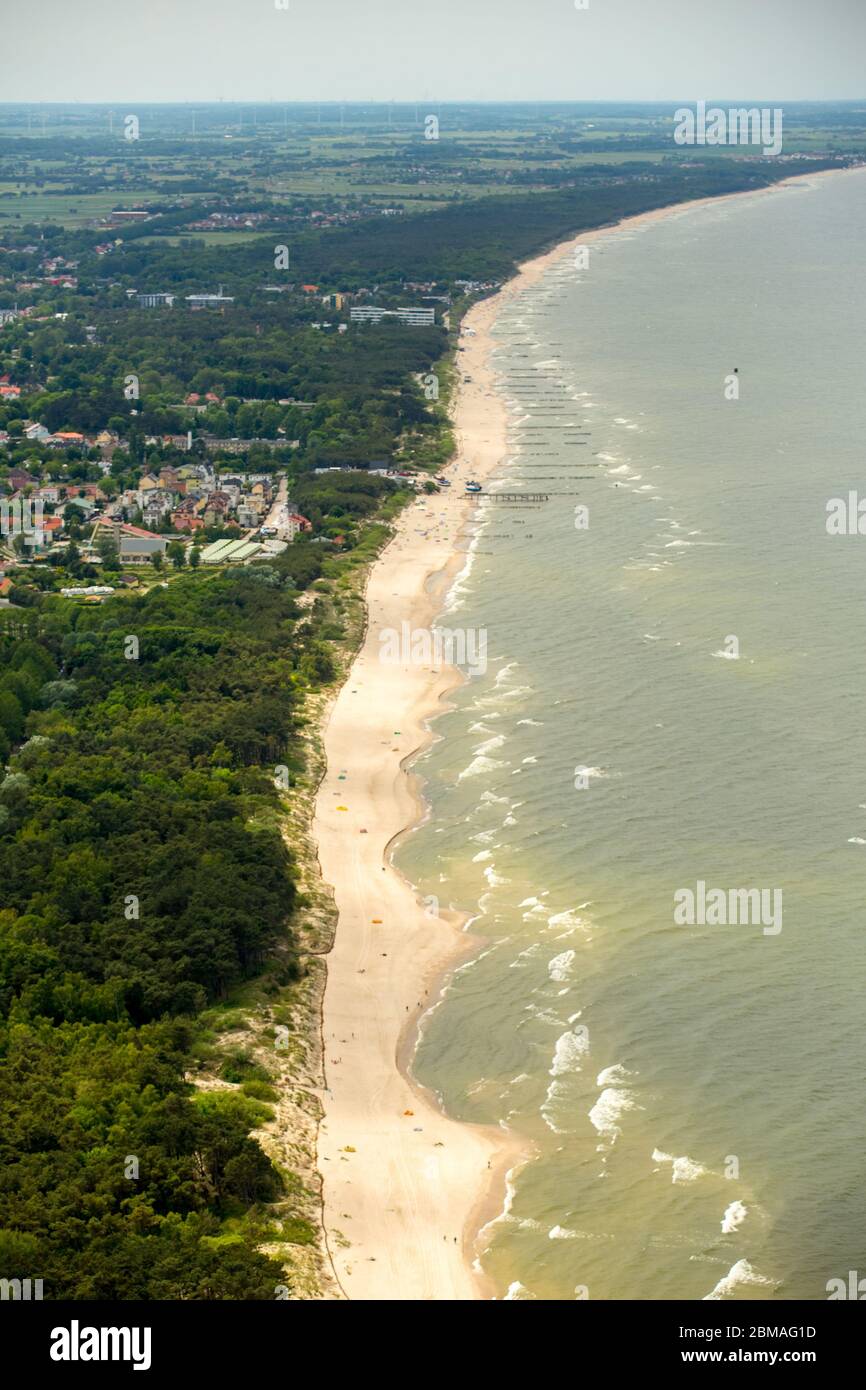 , Paysage de plage à la mer Baltique à Mielenko, 05.06.2016, vue aérienne, Pologne, Poméranie occidentale, Mielenko Banque D'Images