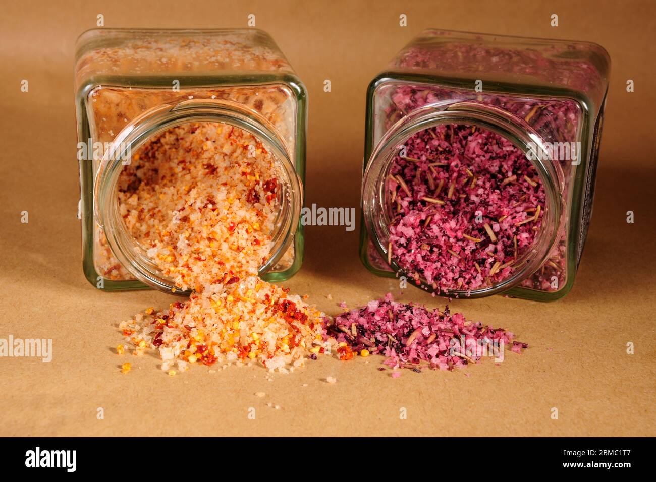 sel aromatisé dans un récipient en verre Banque D'Images