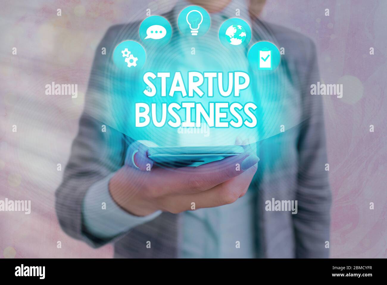 Panneau texte indiquant Startup Business. Photo d'entreprise présentant un nouveau risque commercial et de vente Banque D'Images