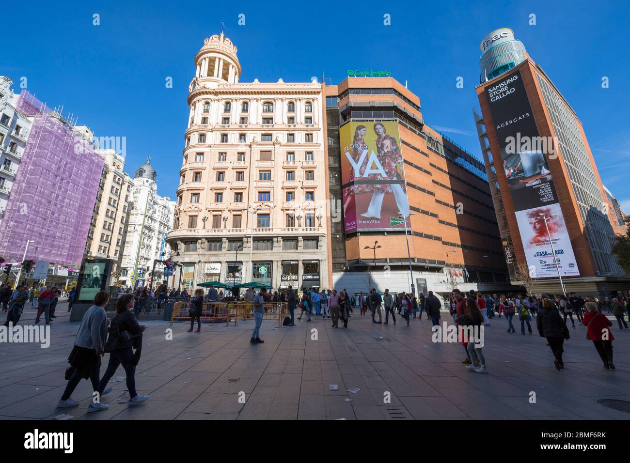 Vue sur l'architecture de la Plaza del Callao, Madrid, Espagne, Europe Banque D'Images