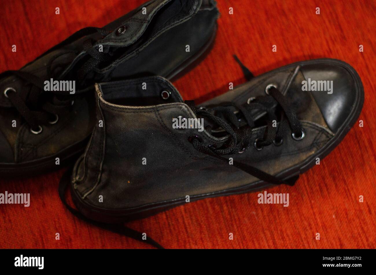 Chaussures noires élégantes en ragoût, chaussures noires anciennes élégantes Banque D'Images