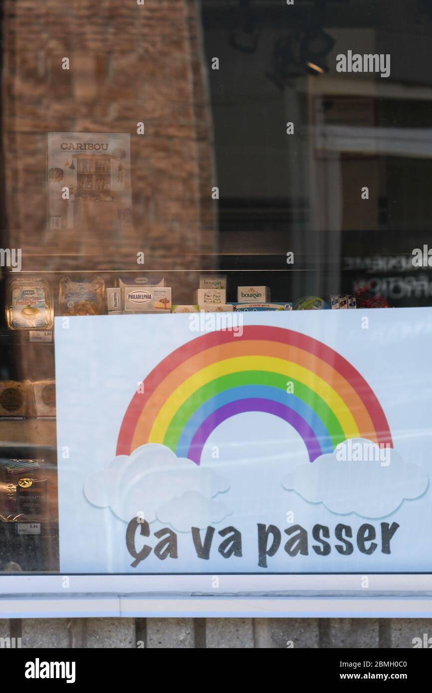 Arc-en-ciel de l'espoir, pandémie Covid 19, Montréal Canada Banque D'Images
