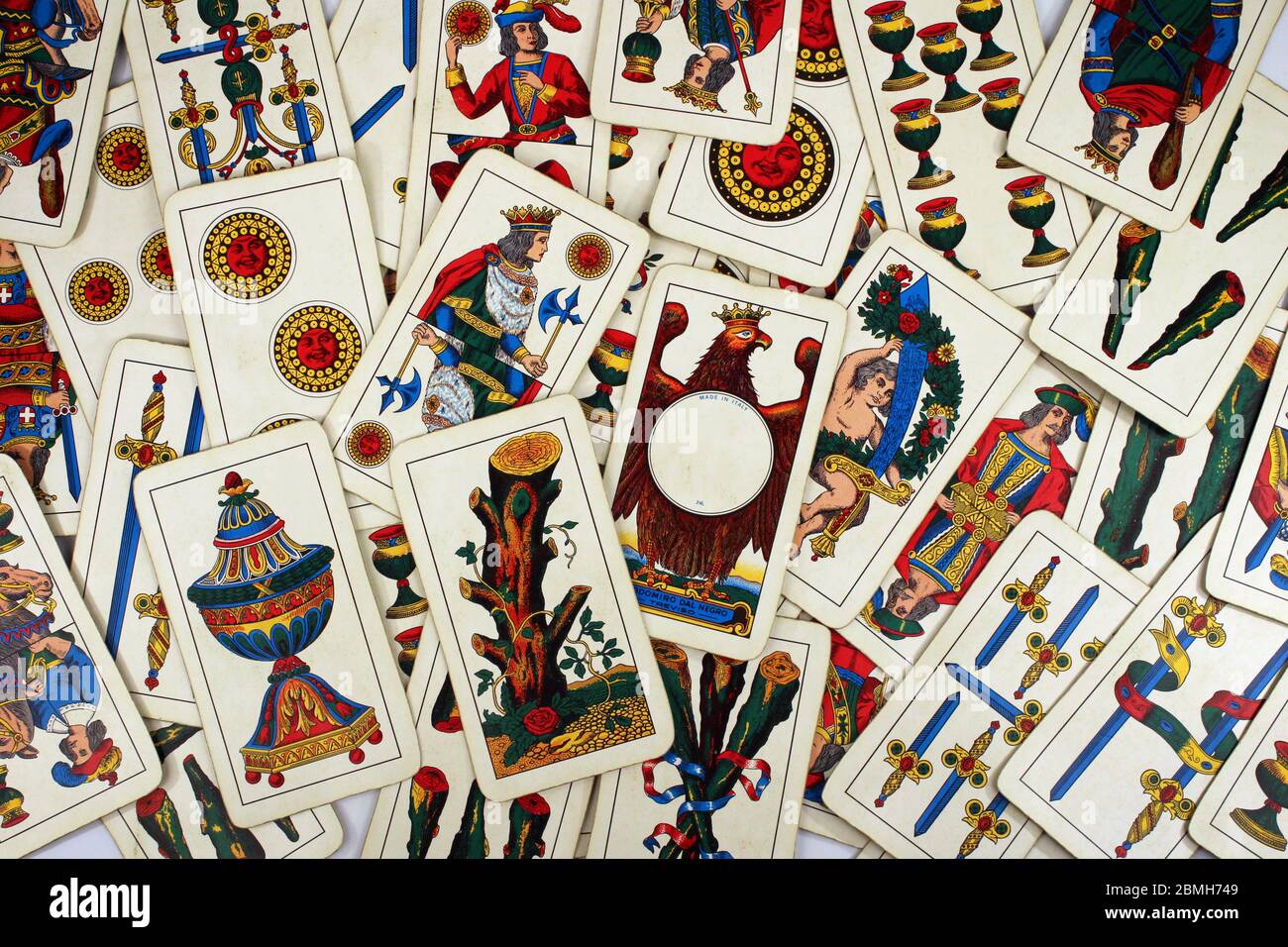 Cantini Jeu de cartes régionales italiennes - Piacentine / Siciliane / Romagnole / Napoletane - Jeu de cartes plastifiées (Romagnole