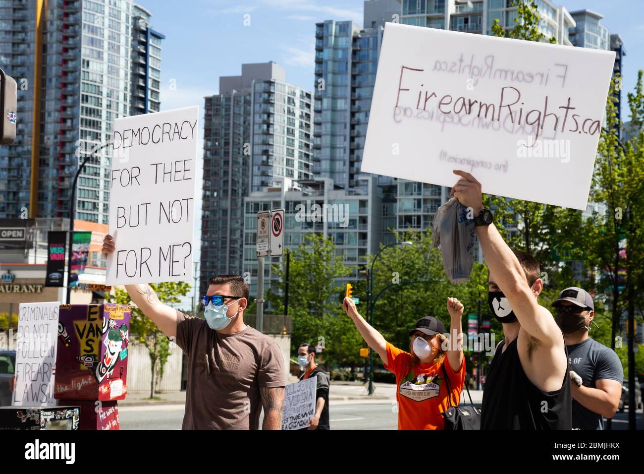 Les Canadiens protestent contre l'interdiction des armes à feu par le premier ministre Justin Trudeau Banque D'Images