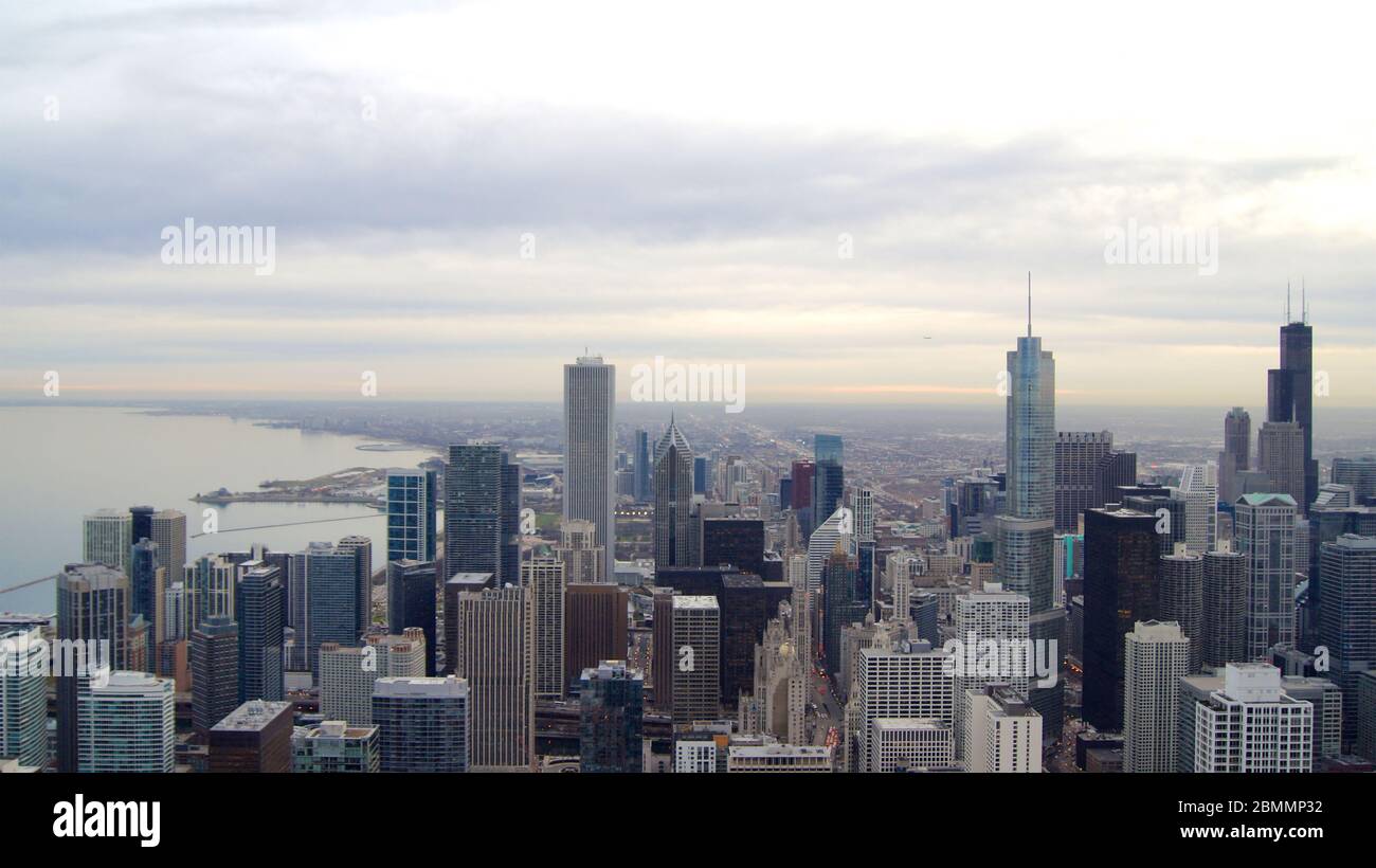 CHICAGO, ILLINOIS, ÉTATS-UNIS - 11 décembre 2015 : vue depuis la tour John Hancock, quatrième bâtiment le plus haut de Chicago Banque D'Images