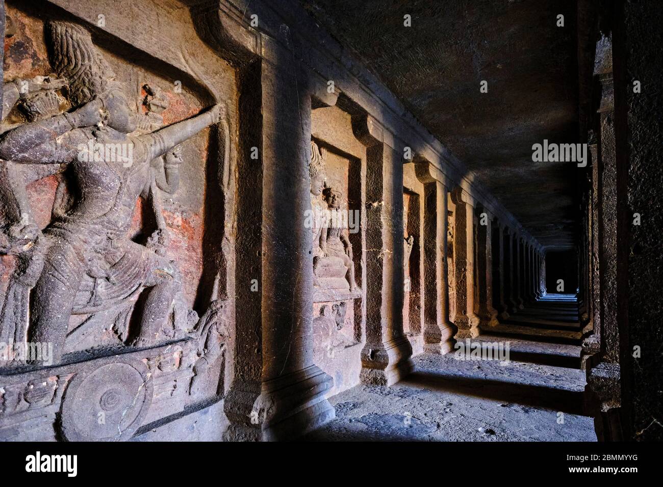 Inde, Maharashtra, temple de la grotte d'Ellora, patrimoine mondial de l'UNESCO, temple de Kailash, 8ème siècle, grotte N°16 Banque D'Images