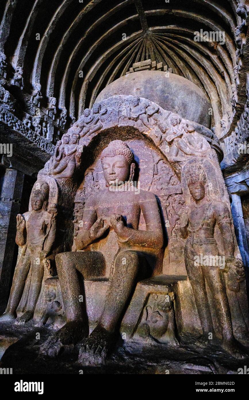 Inde, Maharashtra, temple de la grotte d'Ellora, patrimoine mondial de l'UNESCO, grotte N°10 Banque D'Images