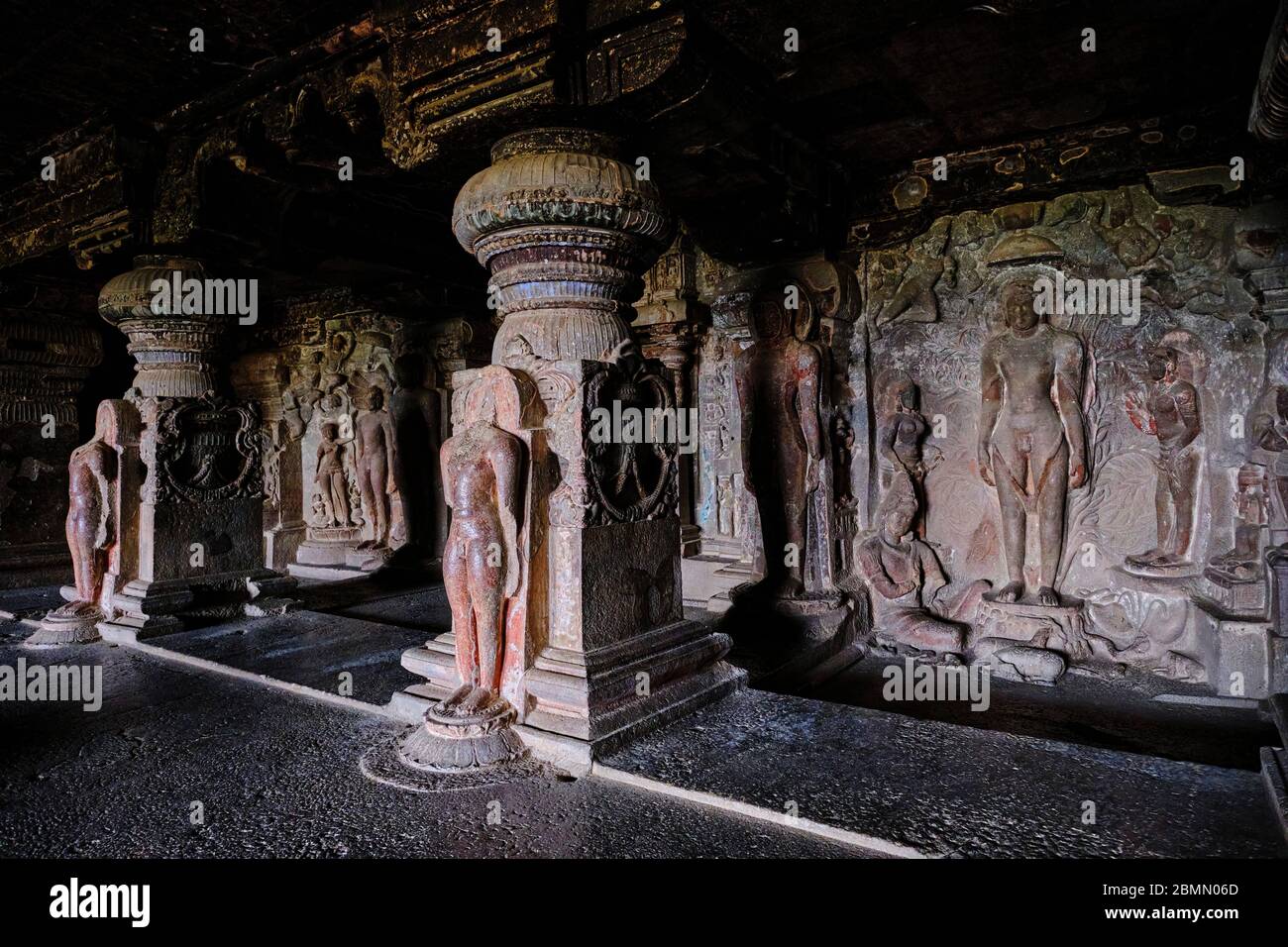 Inde, Maharashtra, temple de la grotte d'Ellora, patrimoine mondial de l'UNESCO, grotte N°32 Banque D'Images