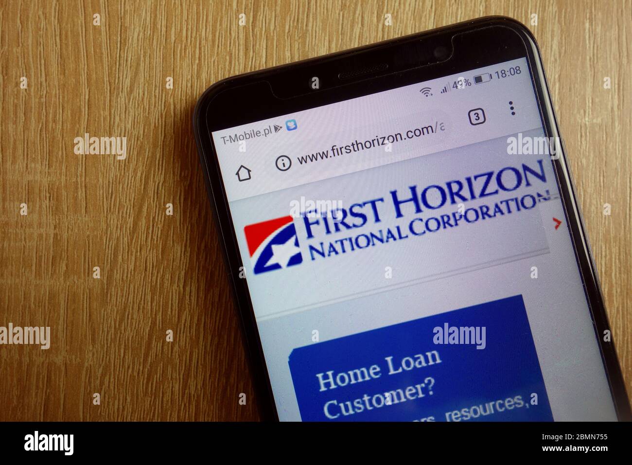 Premier site Web de Horizon National Corporation (www.firsthorizon.com) affiché sur le smartphone Banque D'Images