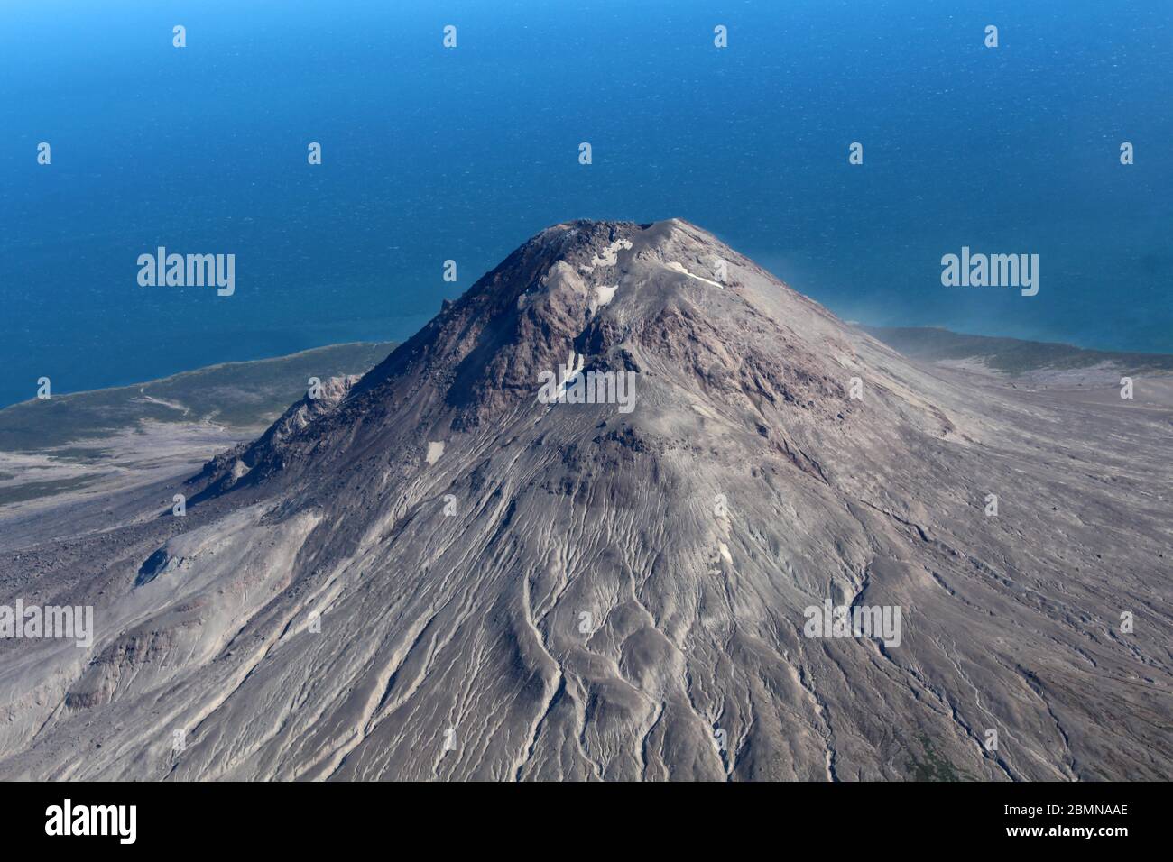 Volcan augustine Banque de photographies et d’images à haute résolution