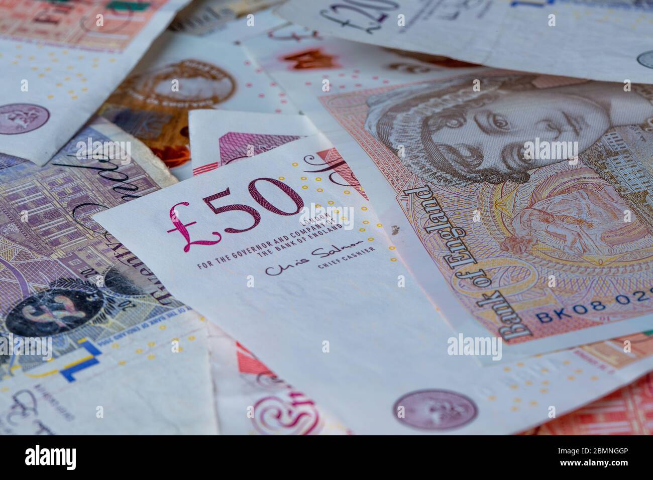 British Money : 50 £, 20 £, 10 £ Cash Notes Banque D'Images