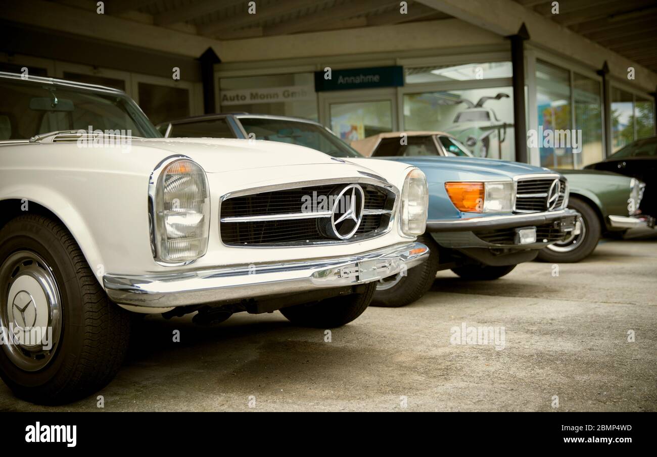 Voitures Mercedes-Benz classiques Banque D'Images