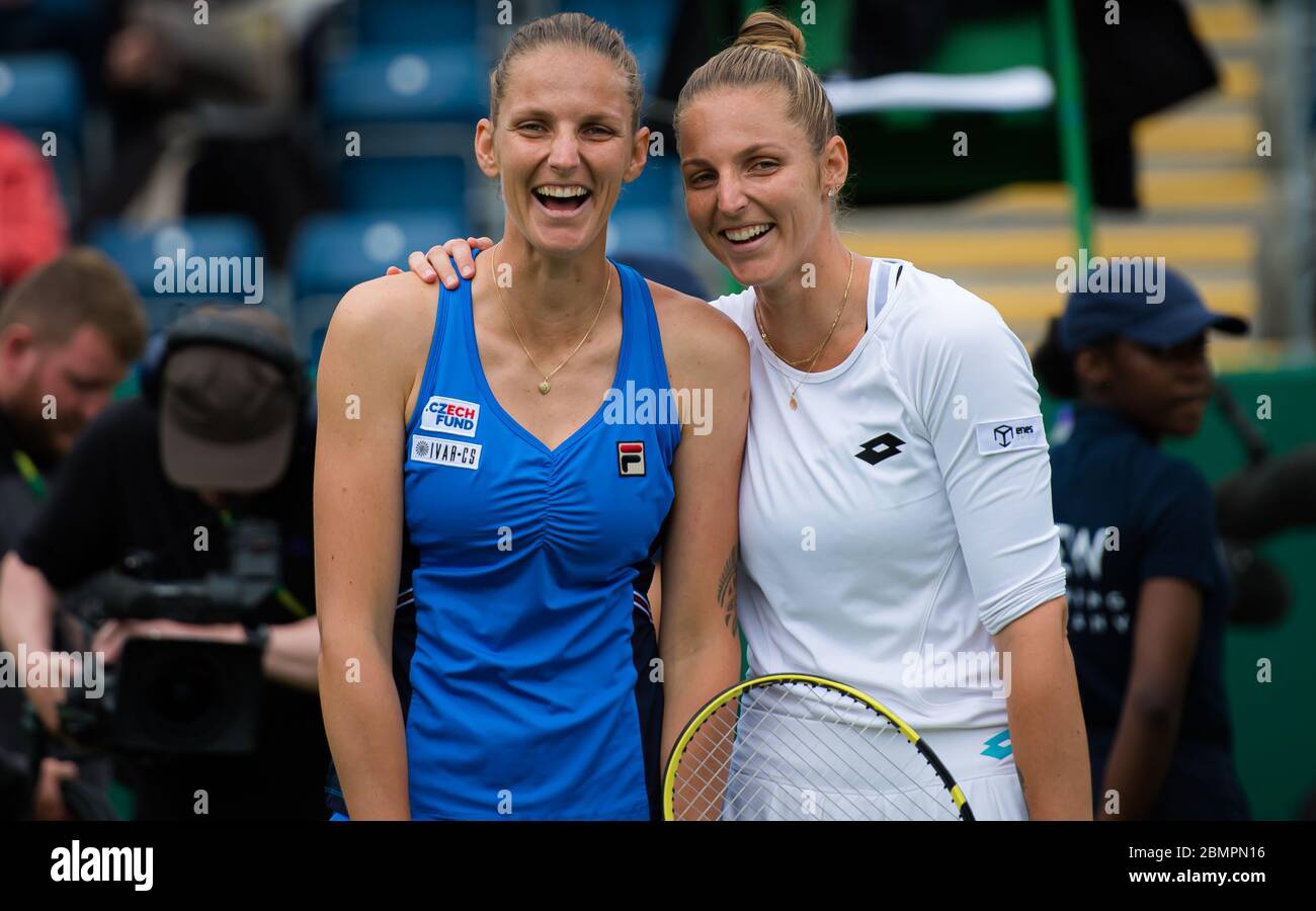 Karolina Pliskova et Krivyna Pliskova de la République tchèque, avant le  tout premier match de WTA de main Draw joué par des sœurs jumelles au  tournoi de tennis WTA Classic 2019 de
