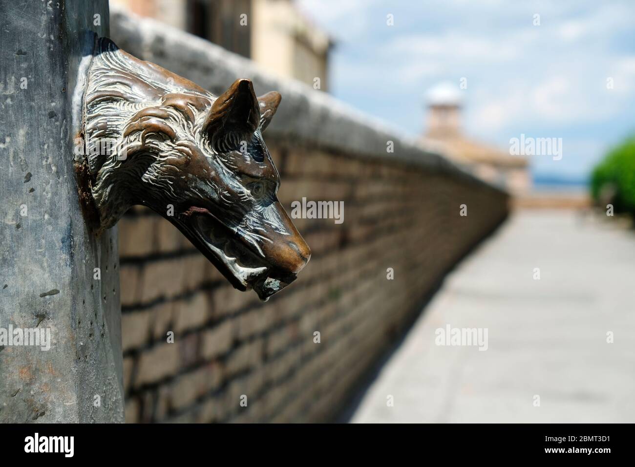 Fontaine d'eau potable gratuite à Sienne en Italie Banque D'Images
