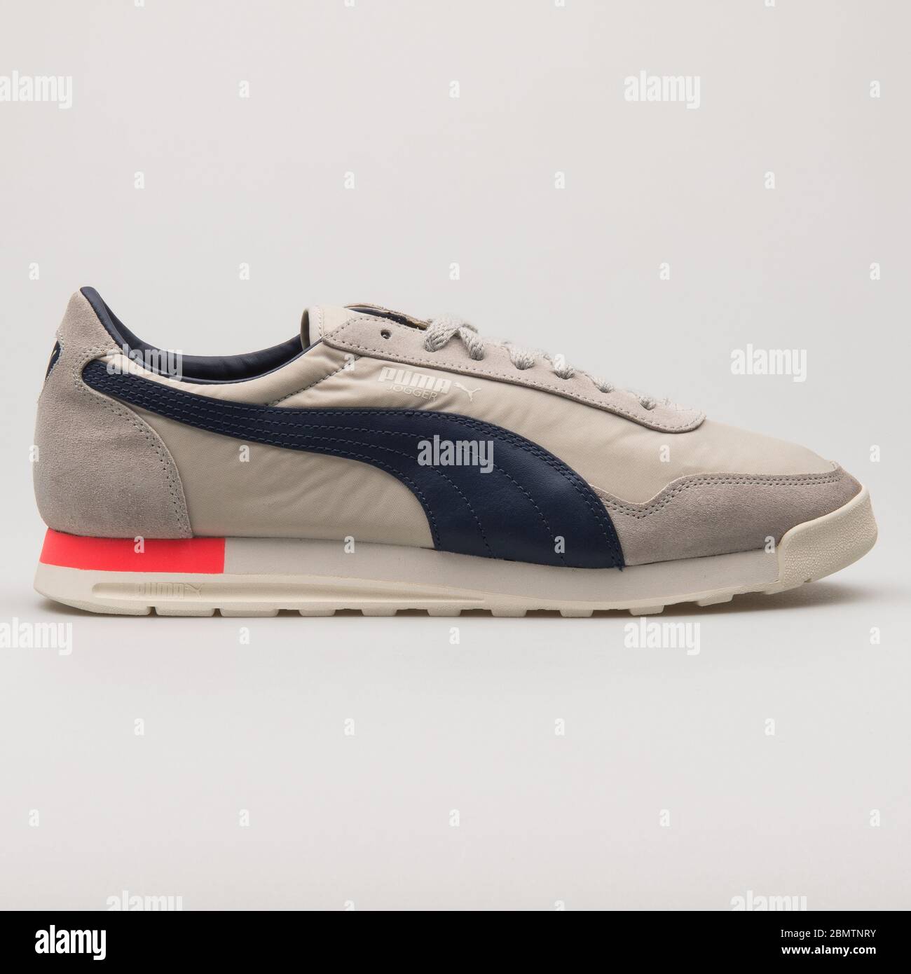 puma beige bleu