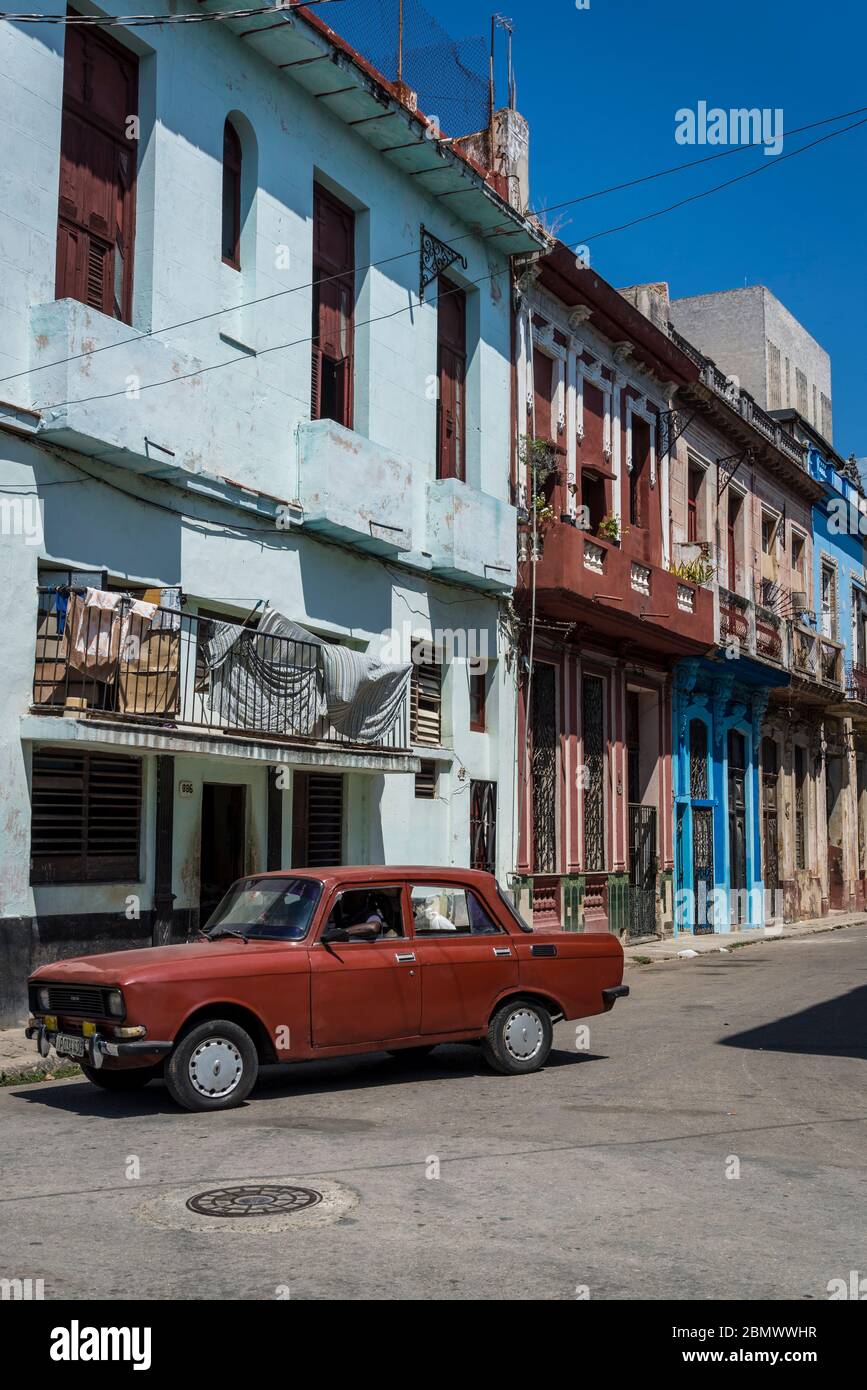 Rue résidentielle dans le quartier de la Havane Centro, la Havane, Cuba Banque D'Images