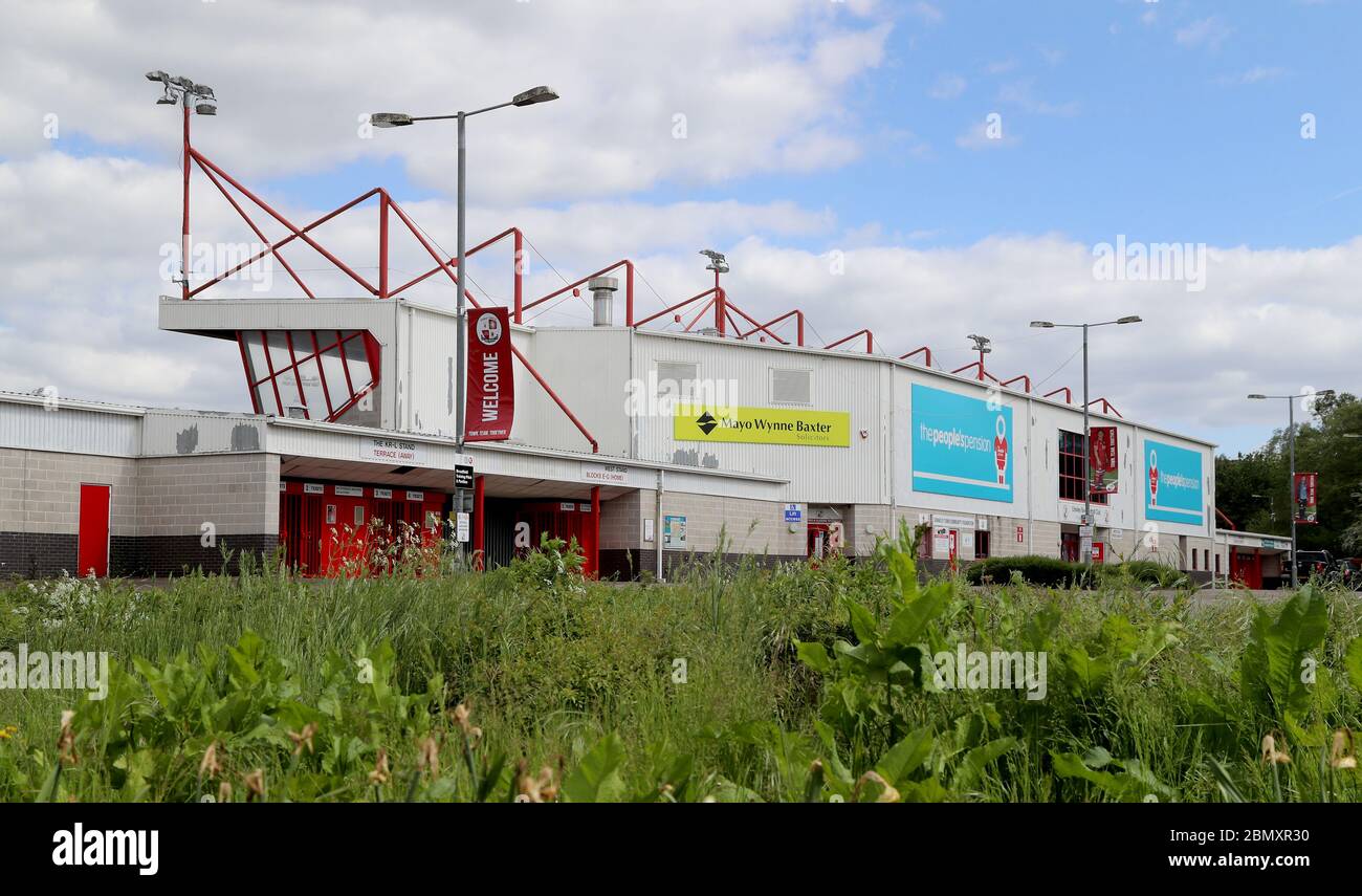 Vue sur le People's Pension Stadium, stade de Crawley Town FC. Banque D'Images