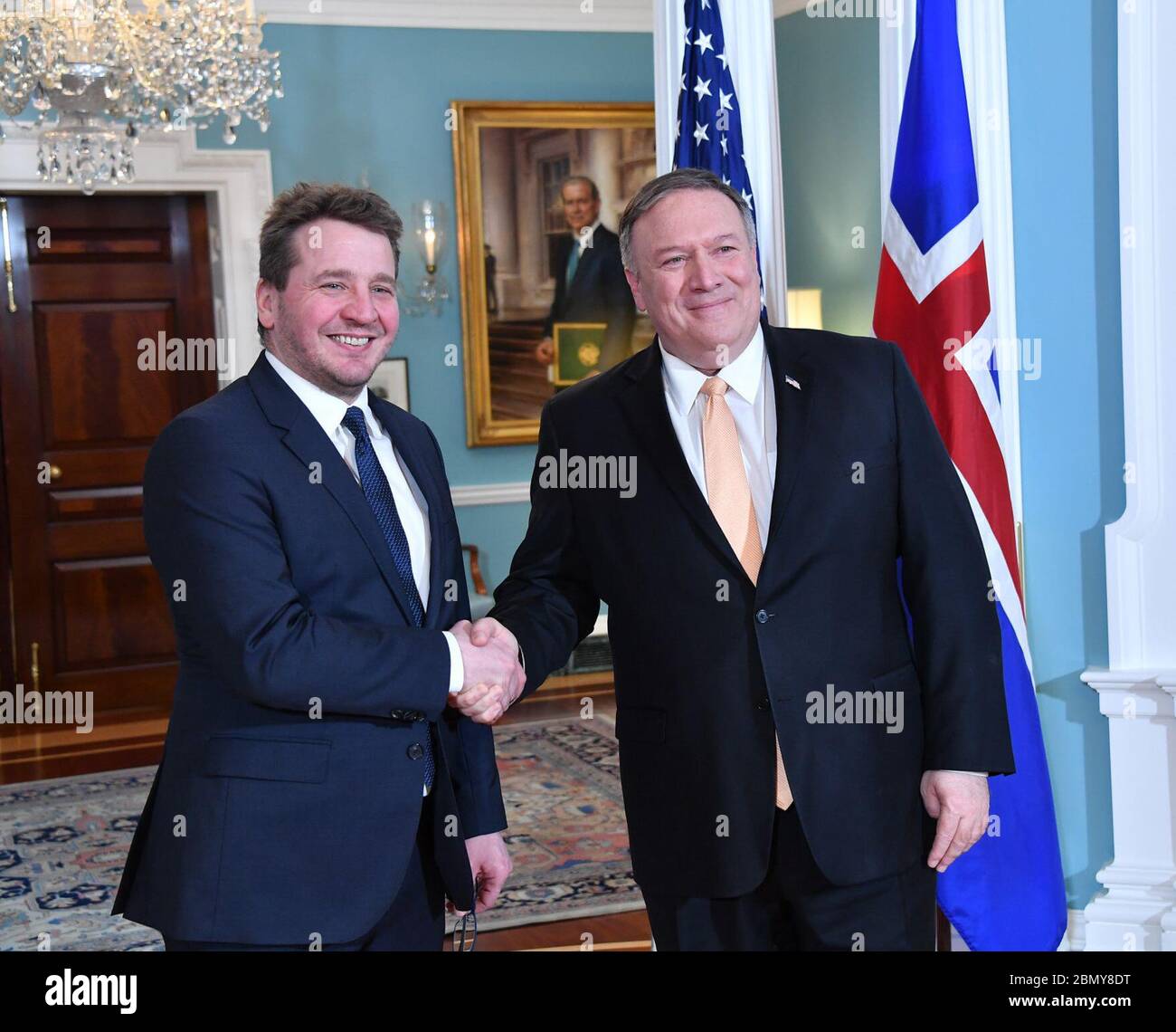 Le secrétaire Pompeo rencontre le ministre islandais des Affaires étrangères, M. Thordarson le secrétaire d'État américain, M. Michael Pompeo, rencontre le ministre islandais des Affaires étrangères, M. Gudlaugur Thor Thordarson, au ministère d'État, le 7 janvier 2019. Banque D'Images