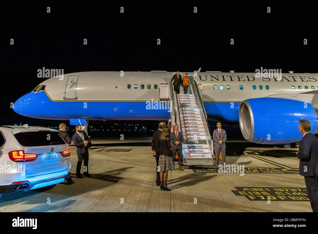 Le secrétaire d'État américain Michael Pompeo est arrivé à l'aéroport international de Sydney en Australie le 3 août 2019, où il a été accueilli par l'ambassadeur Culvahouse. La visite était axée sur le renforcement des relations entre les États-Unis et l'Australie et la sécurité régionale. Banque D'Images