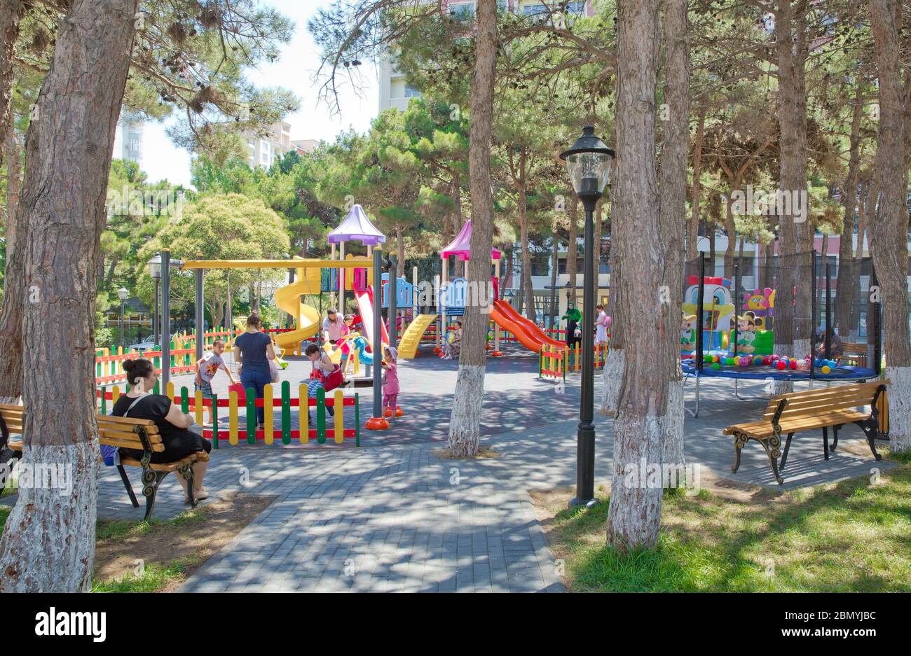 Aire De Jeux Pour Enfants Avec Equipement De Jeu A L Exterieur Aire De Jeux Pour Enfants Avec Toboggans Dans Le Parc Pins Jeu De Terrain Colore Grand Jeu De Jouets En Aire De Jeux Pour Enfants Avec Equipement De Jeu A L Exterieur Aire De Jeux Pour Enfants Avec Toboggans Dans Le Parc Pins Jeu De Terrain Colore Grand Jeu De Jouets En