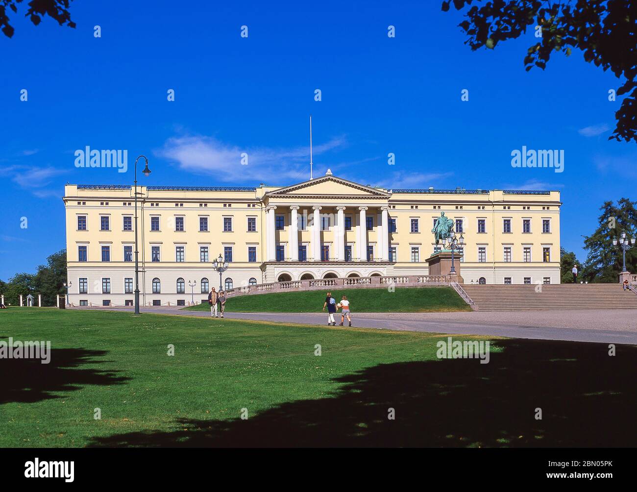 Le Palais Royal (Slottet), porte St Johans, Oslo, Royaume de Norvège Banque D'Images