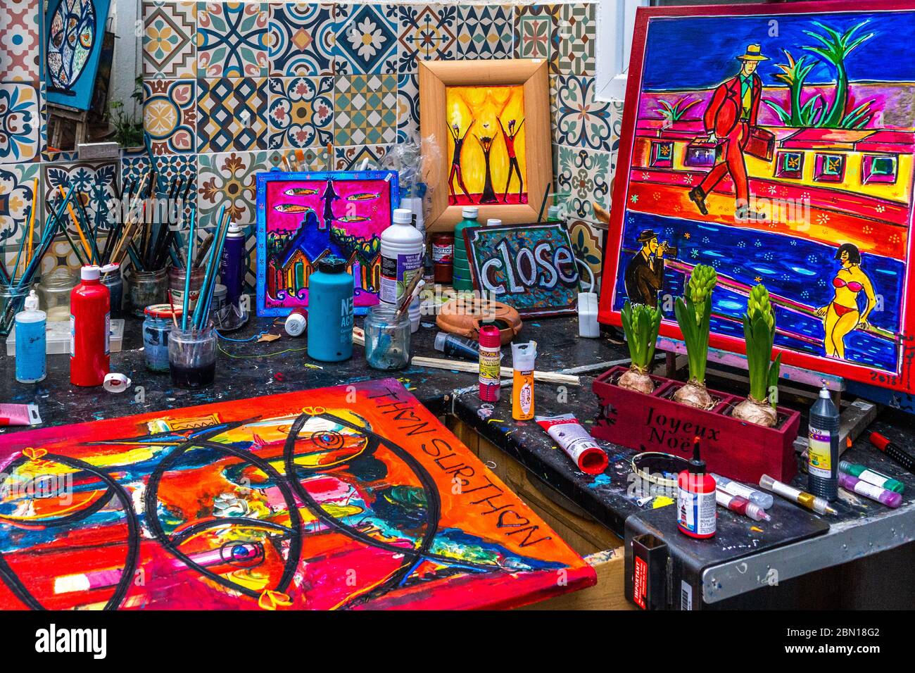 Un artiste atelier au quartier historique du Panier. Marseille, France, janvier 2020 Banque D'Images