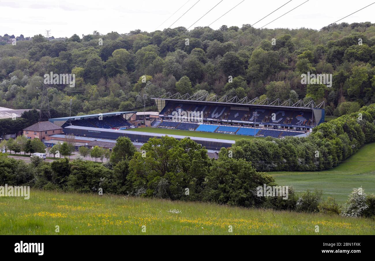 Vue générale sur Adams Park, stade de Wycombe Wanderers FC Photo Stock -  Alamy