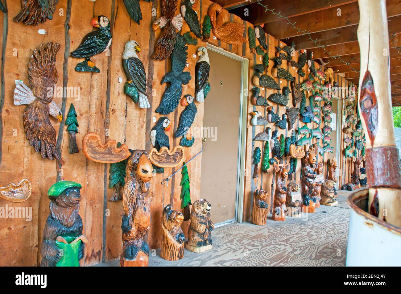 Magasin d'œuvres d'art en bois, Alaska Banque D'Images