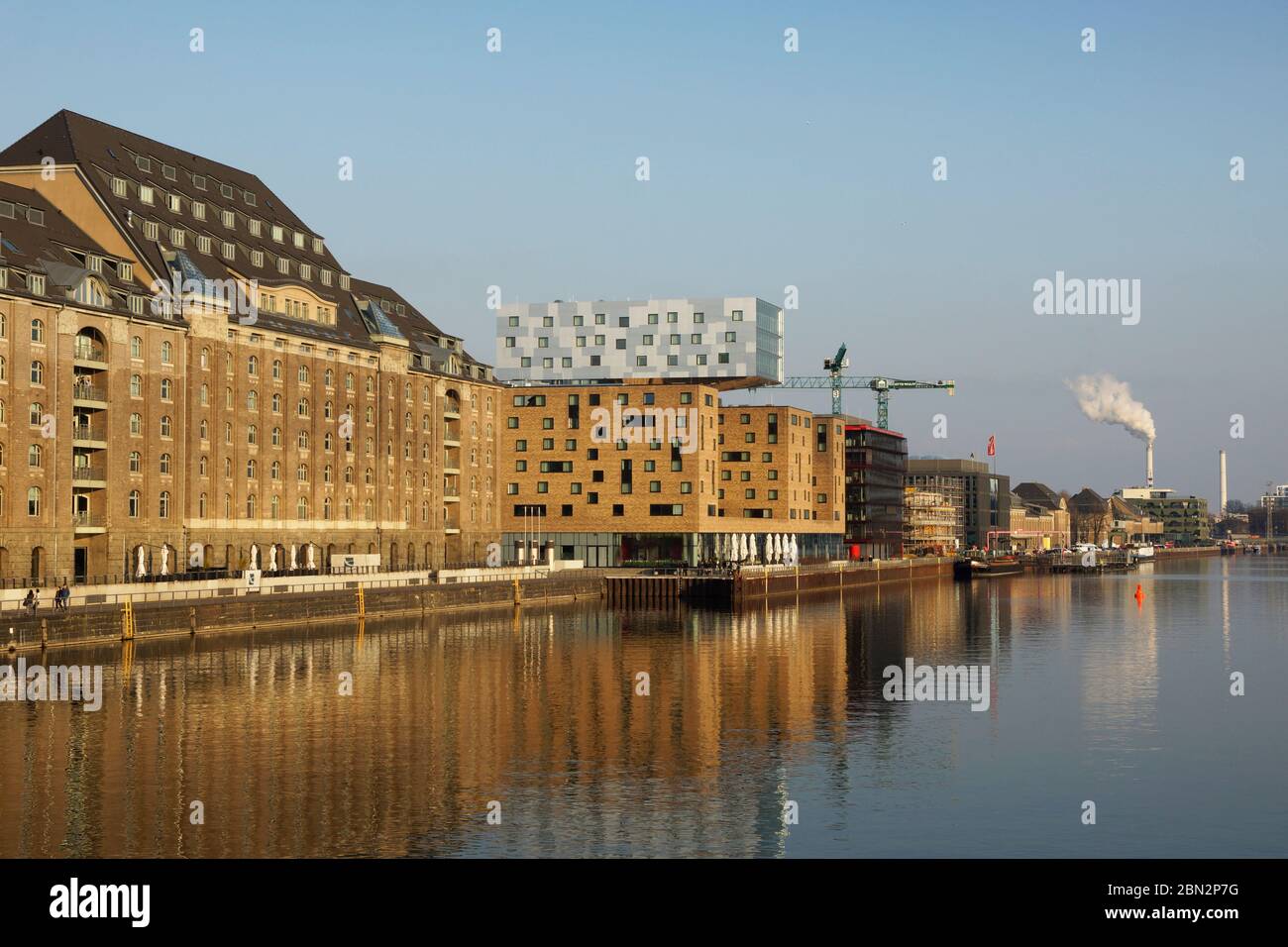 Vue d'Oberbaumbrücke à Mediaspree (Osthafen) Berlin Banque D'Images