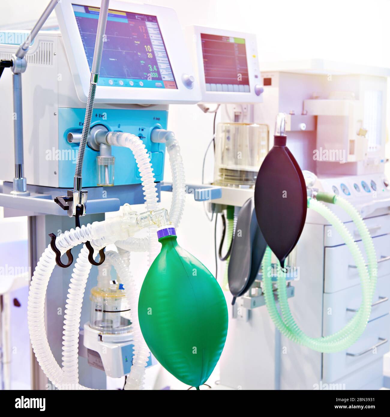 Équipements médicaux, appareils de ventilation pulmonaire artificielle Banque D'Images