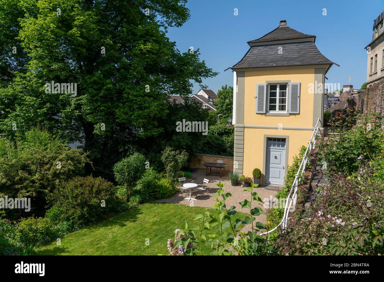 Dingerkus Historical Garden House, à partir de 1790, jardin baroque tardif de la chancellerie, le directeur Johann Everhard Dingerkus in, Essen-werden, NRW, G Banque D'Images
