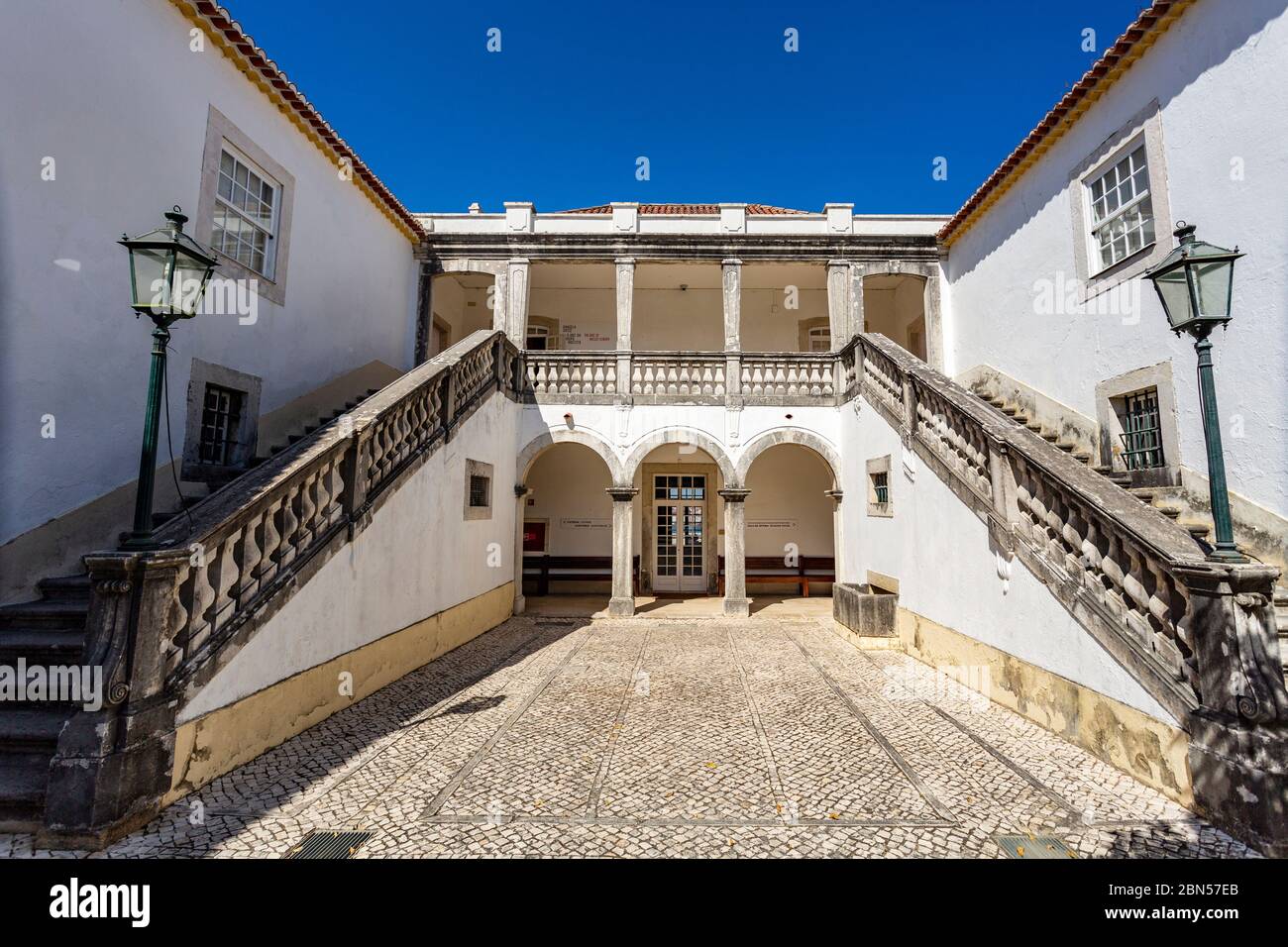 Entrée à la Casa da Cerca, un palais construit entre la fin du XVIIe siècle et le début du XVIIIe avec architecture baroque et romantique Banque D'Images