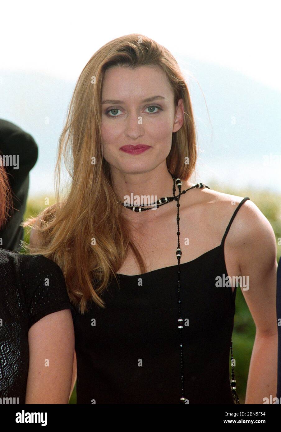 CANNES, FRANCE. 1997 mai : l'actrice Natascha McElhone au 50ème Festival de Cannes. Photo de fichier © Paul Smith/Featureflash Banque D'Images
