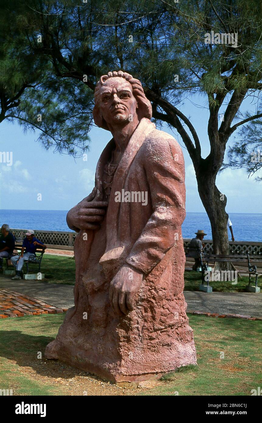 Cuba : statue de Christophe Colomb (1451 - 1506), Baracoa, province de Guantanamo. Baracoa a été visité par Christophe Colomb le 27 novembre 1492. Il Banque D'Images