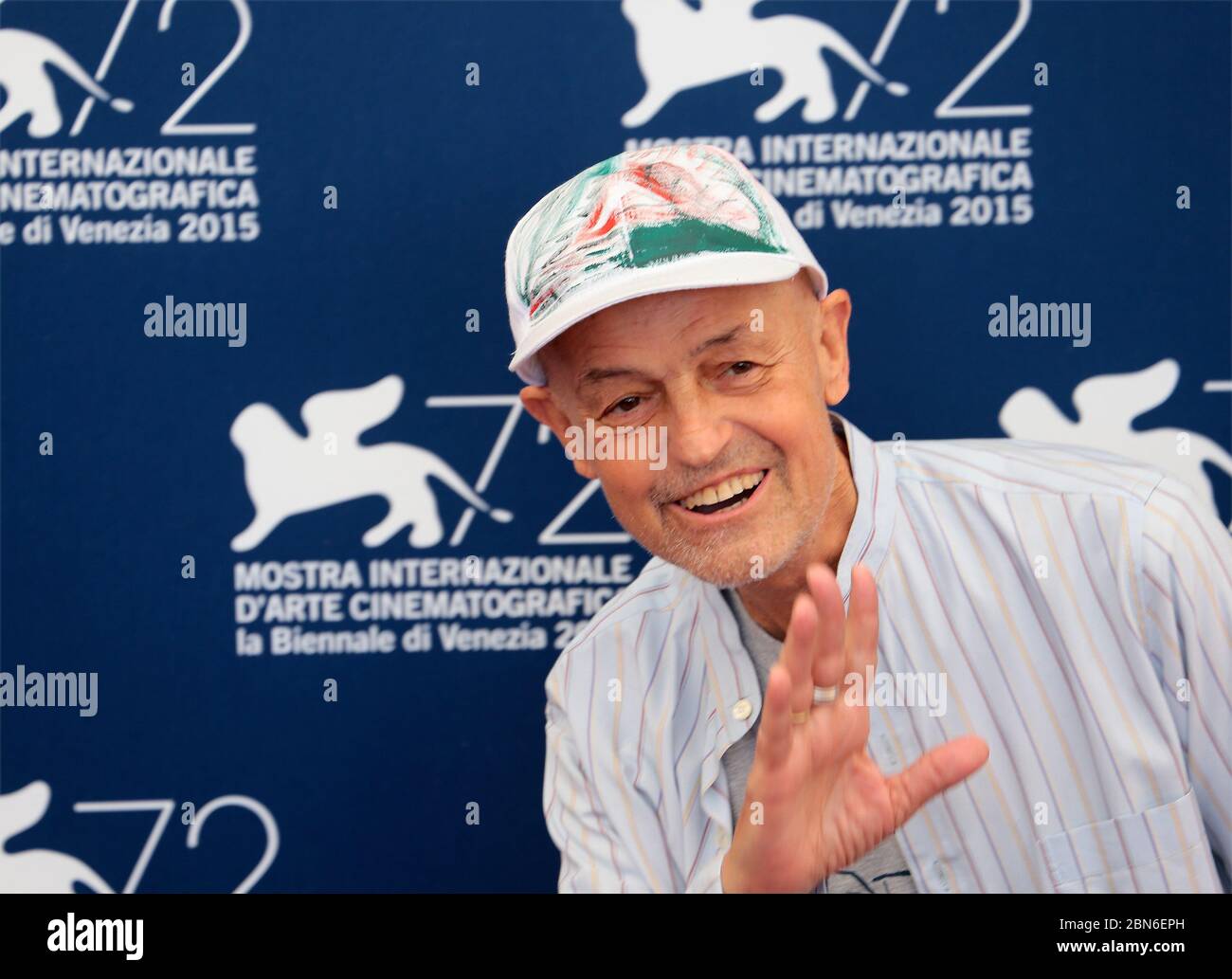 VENISE, ITALIE - SEPTEMBRE 02 : le président du jury Jonathan Demme assiste au jury Orizzonti Photocall lors du 72e Festival du film de Venise Banque D'Images