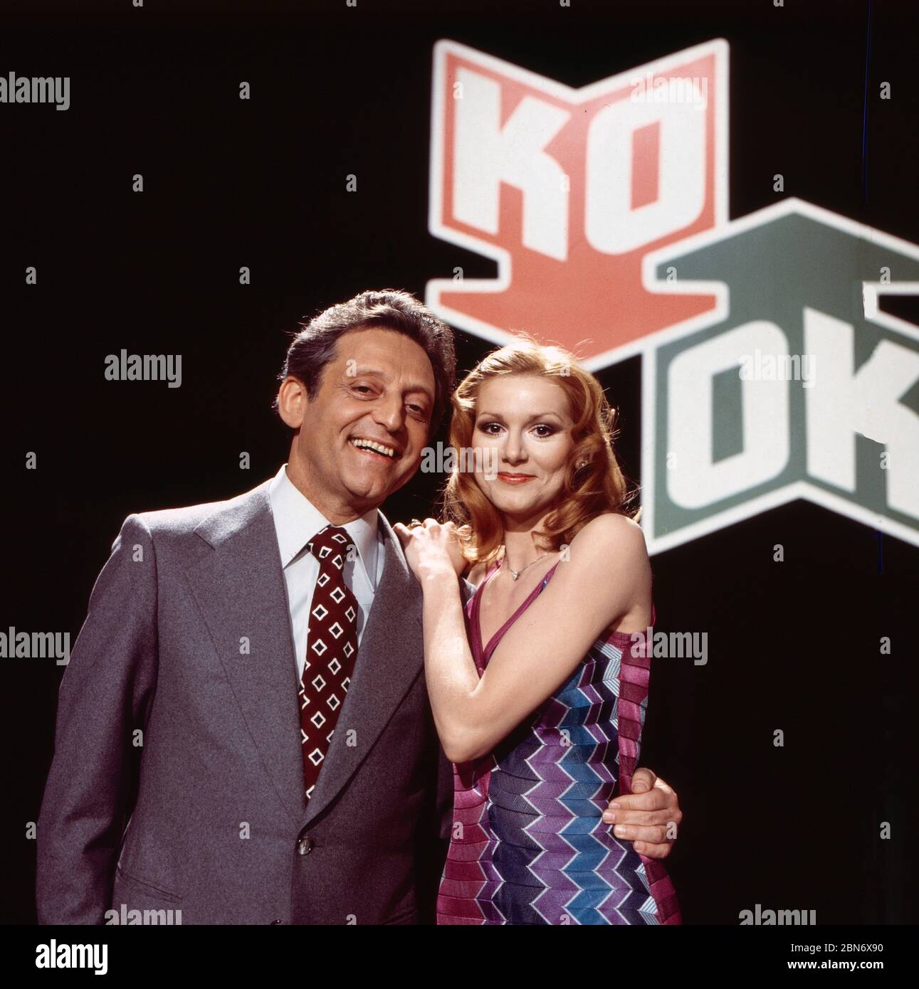KO - OK, Quizshow im Vorabendprogramm, Deutschland 1977 - 1980, modérateur: Hans Rosenthal mit Gaststar Peggy March Banque D'Images