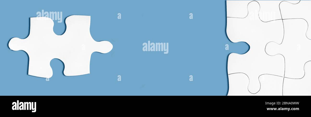 Puzzle sur surface bleue. Concept de partenariat, de solution et de réussite d'entreprise créative. .connexion, réseau, idée de synergie. Métaphore du travail d'équipe, hr, pro Banque D'Images