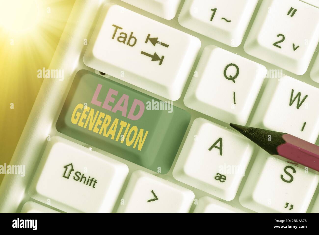 Écriture manuscrite écriture de texte génération de dérivations. Photo conceptuelle de l'intérêt du consommateur ou de l'enquête sur les produits Banque D'Images