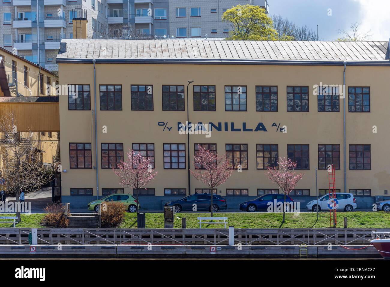 Manilla Oy est une ancienne fabrique de corde et une distillerie et aujourd'hui une maison de culture au bord de la rivière Aurajoki à Turku en Finlande Banque D'Images