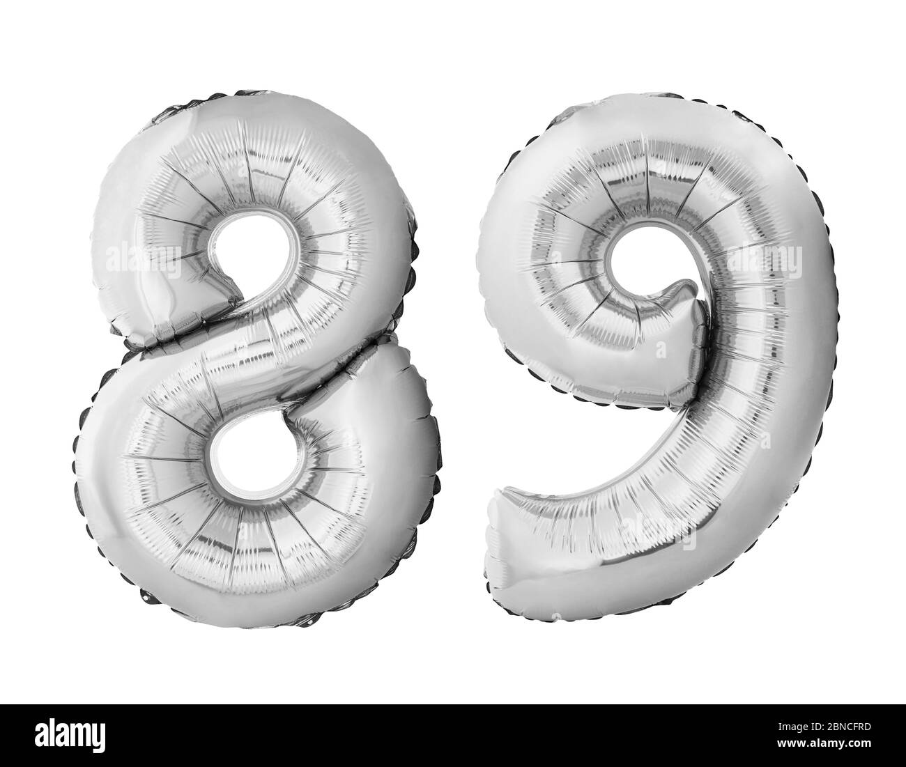 Numéro 89 quatre-vingt-neuf ballons gonflables en argent isolés sur fond blanc Banque D'Images