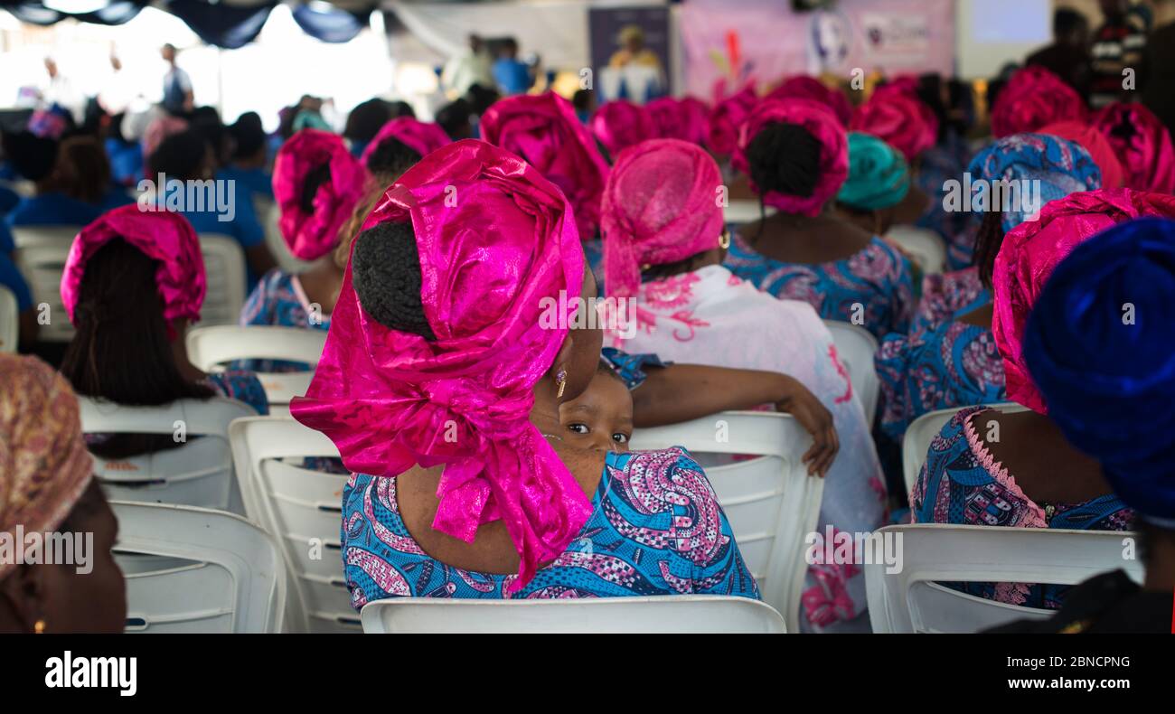 NIGÉRIA LAGOS FEMMES CONGRES SUJET VEUVE EN AFRIQUE Banque D'Images