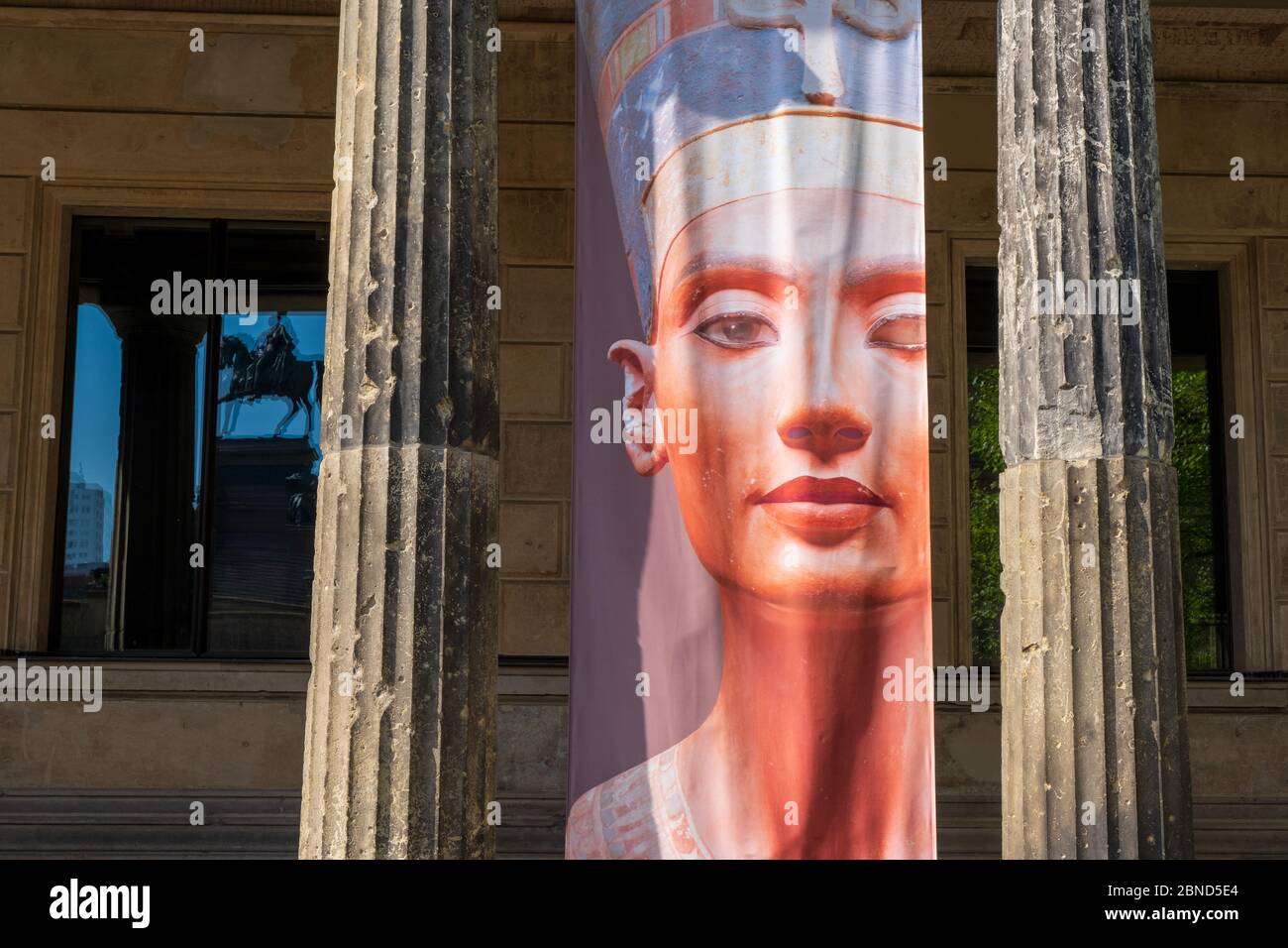 Trous de balle sur les piliers dans le centre de Berlin Banque D'Images