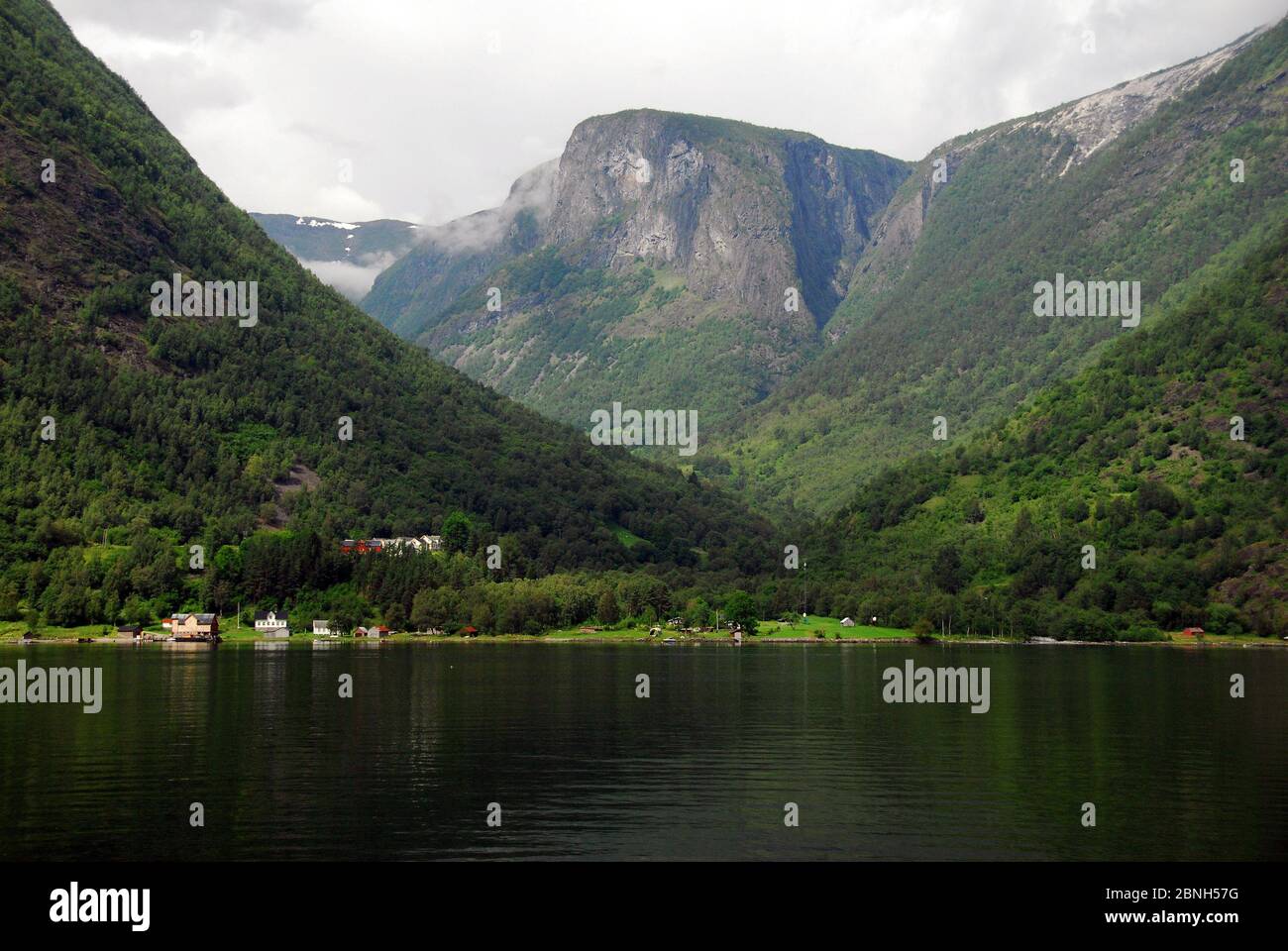 Norvège, fjord Sognefjord (ou fjord Sognefjorden) 02 Banque D'Images